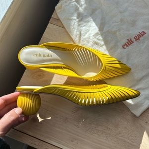 Cult Gaia Emma Mule with stacked heel and dust bag